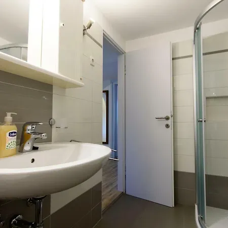 Relja * Ζαντάρ