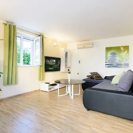 Relja Διαμέρισμα