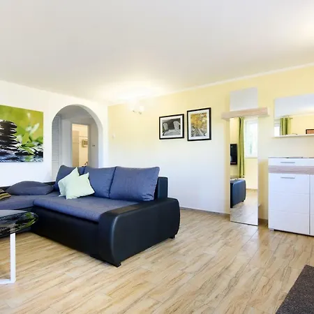 Relja * Ζαντάρ